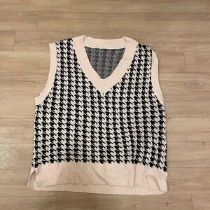 NWOT Womens vest